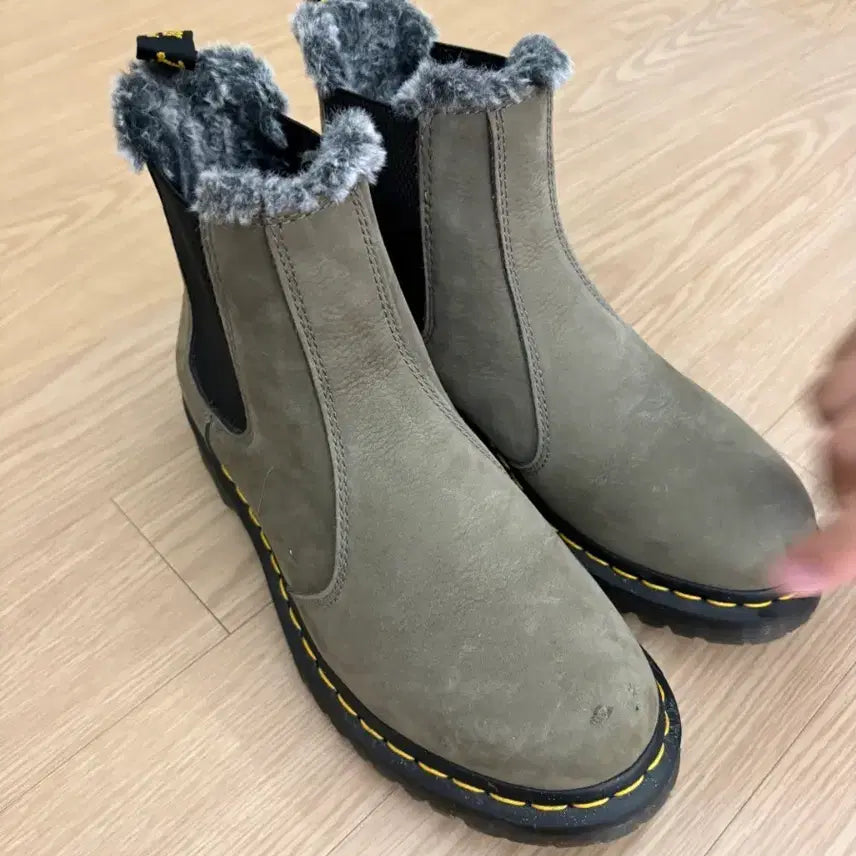 [BUNJANG] Dr. Martens 2976 Winter Boots / [Womens US 9]닥터마틴 2976 겨울용