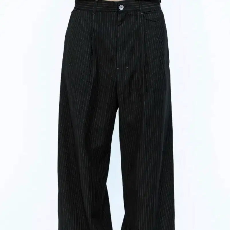 [BUNJANG] Politeru Pin Stripe Trousers Black / [1] 폴리테루 핀 스트라이프 트라우저 블랙
