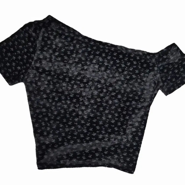 [BUNJANG] Black Floral One-Shoulder Crop Top / 블랙 꽃무늬 원오프숄더 크롭티