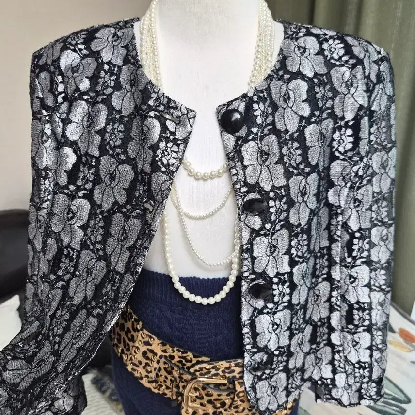 [BUNJANG] Elegant Jacquard Jacket with Full Embroidery / 세련 전체자수 자가드 자켓