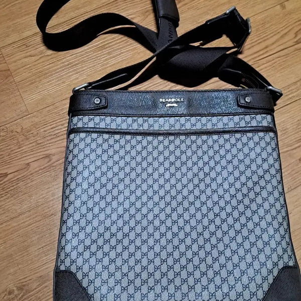 [BUNJANG] Beanpole Men's Messenger Bag Crossbody Bag / 빈폴 남성 메신저백 크로스백