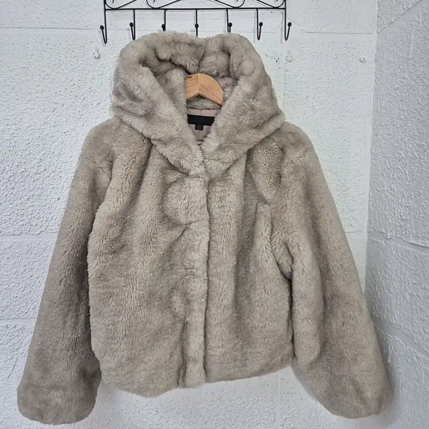 [BUNJANG] Zara Faux Fur Eco Jacket Beige / 자라 에코 퍼자켓 베이지