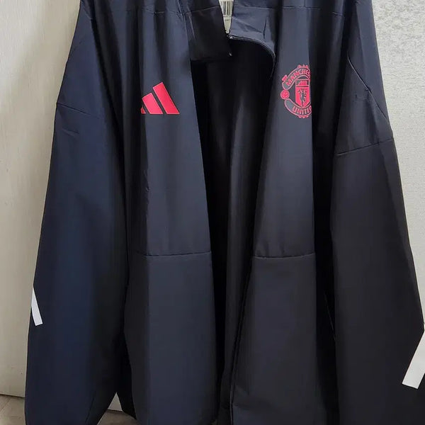 [BUNJANG] Manchester United 25-26 Adidas Z.N.E. Anthem Jacket 3XL / 25-26 맨유 Z.N.E 앤썸 자켓 해외 3XL 택채 새 상품 판매