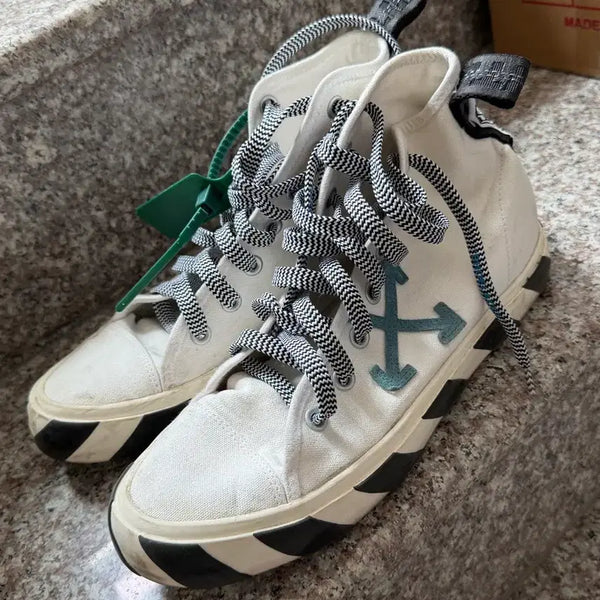 [BUNJANG] Off-White Sneakers (Size 280) / 오프화이트 스니커즈 280