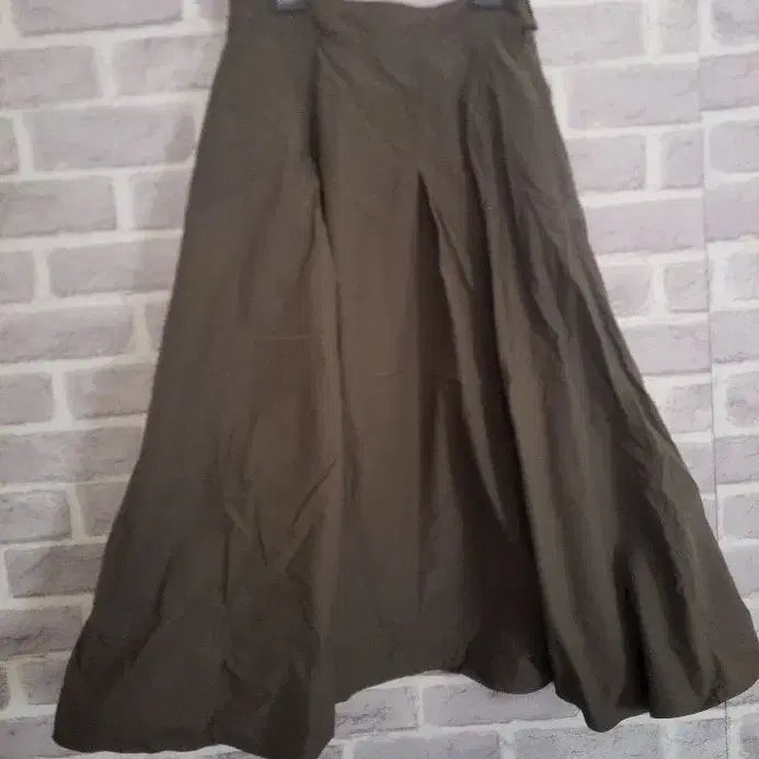 [BUNJANG] The Edge Khaki Banding Long Skirt / 더엣지 카키 밴딩 롱스커트55/알뜰한여우