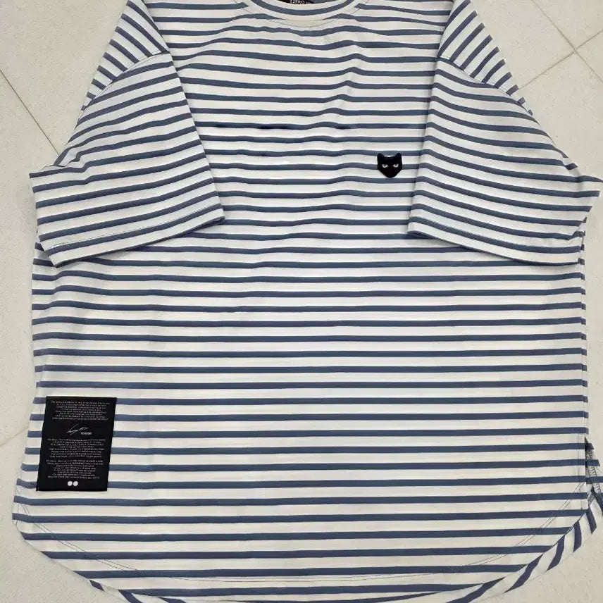 [BUNJANG] Ggzero Striped Short Sleeve T-Shirt / 지제로 스트라이프 반팔