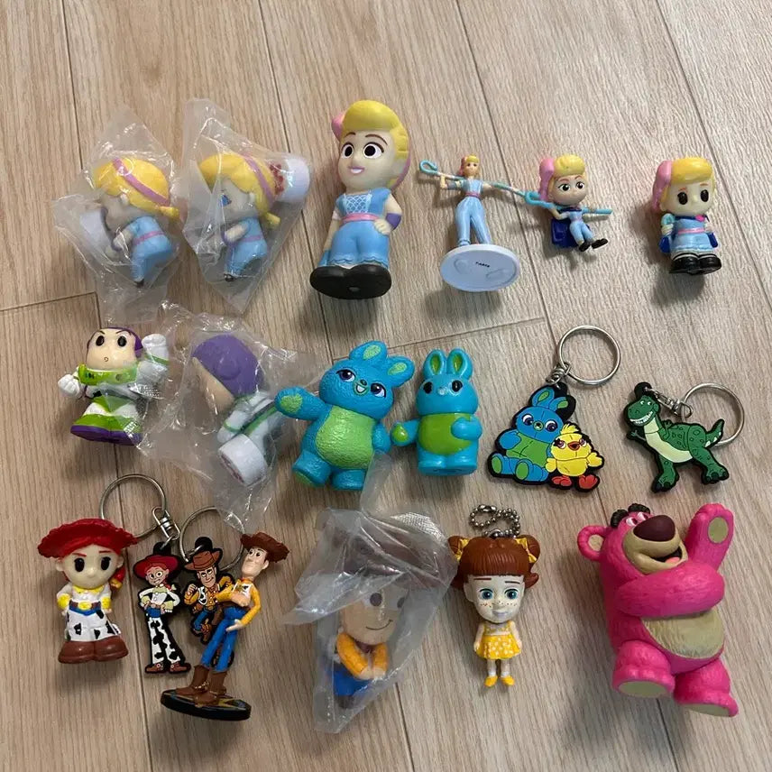 [BUNJANG] Toy Story Character Figure Bundle Set (Bo Peep, Woody, Buzz, Jessie, Ducky, etc.) / 토이스토리 일괄(보핍, 우디, 버즈, 제시, 더키 등)