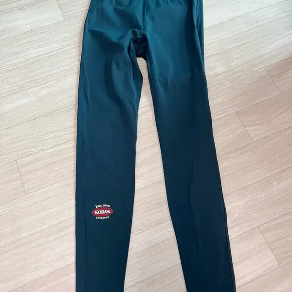 [BUNJANG] Kodak Teal Leggings / 코닥 청록색 레깅스
