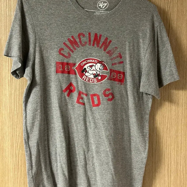 [BUNJANG] MLB 47 Brand Cincinnati Reds Short Sleeve T-Shirt (Gray, Size L) / MLB 47 브랜드 신시내티 레즈 반팔 티셔츠 L