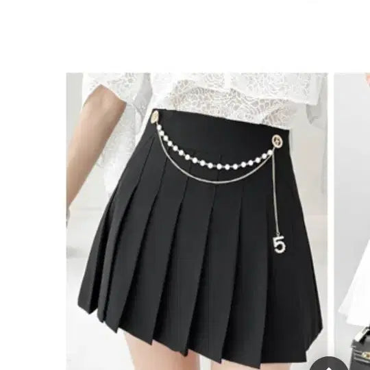 [BUNJANG] Gumzzi No. 5 Pearl Chain Belt Pleated Mini Skirt Black / 금찌 no5플리치 스커트
