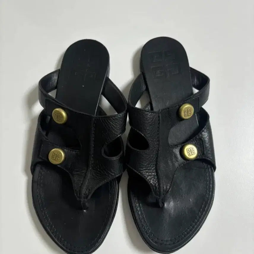 [BUNJANG] Givenchy Black Leather Sandals (Size 230) / 지방시 샌들 블랙 230