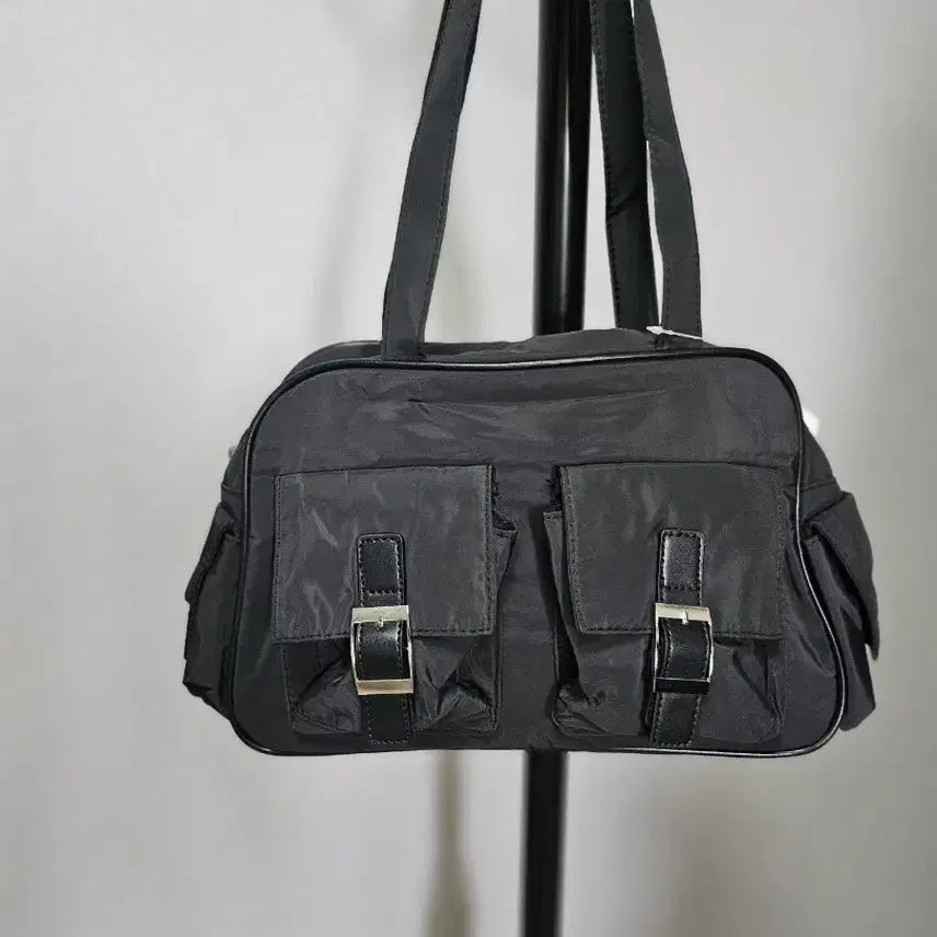 [BUNJANG] Black Nylon Shoulder Bag / 블랙 나일론 숄더백 새상품