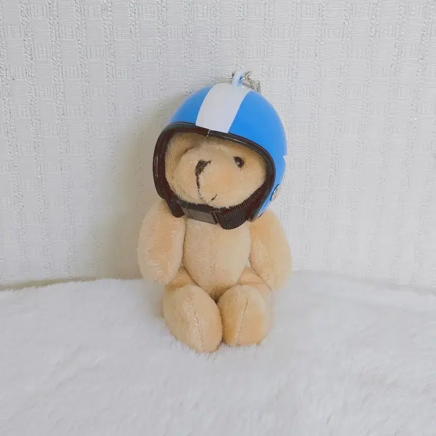[BUNJANG] Blue Helmet Bear Plush Keychain / 블루 헬멧 곰 인형 키링