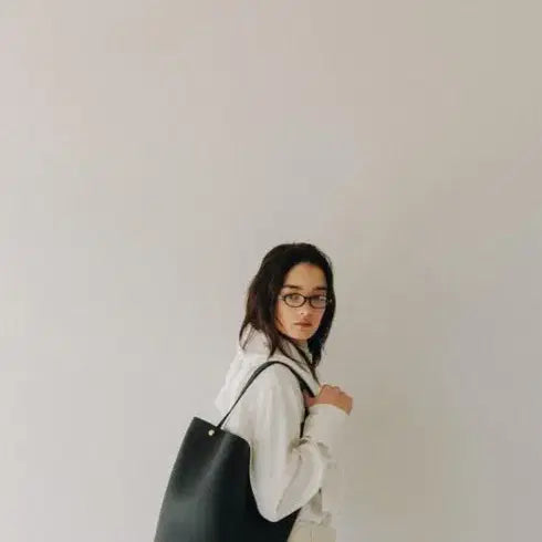 [BUNJANG] A.T.BAG Shrunken Calfskin Shoulder Bag with 24k Gold Hardware / 애테백(새상품)