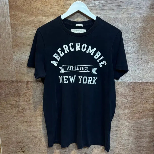 [BUNJANG] Abercrombie & Fitch Short Sleeve T-Shirt - Size L / 아베크롬비 반팔 티셔츠 L사이즈