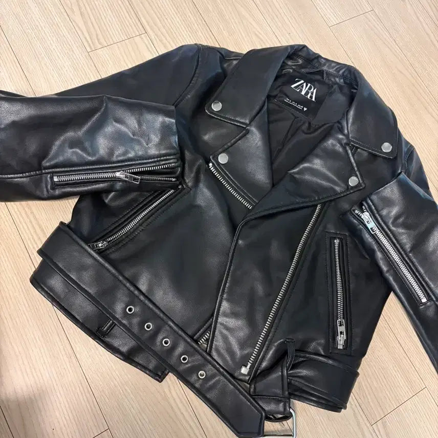 [BUNJANG] Zara Cropped Leather Jacket Small / 자라 크롭 가죽자켓 스몰