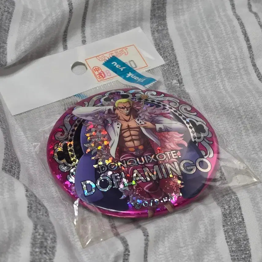 [BUNJANG] One Piece Doflamingo Badge / 원피스 도플라밍고 뱃지