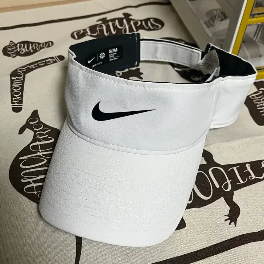[BUNJANG] Nike Dri-FIT White Running Golf Cap / 나이키 드라이핏 러닝모자 골프모자