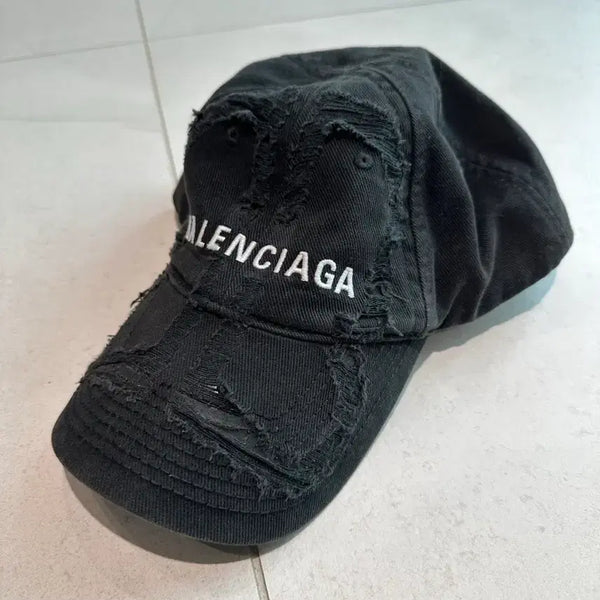 [BUNJANG] Balenciaga Laser Distressed Baseball Cap (Size L) / 발렌시아가 레이저 디스 볼캡 L사이즈 판매합니다!