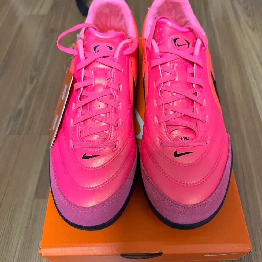 [BUNJANG] Nike Tiempo Legend Pro TF Football Boots (270 Size) / 나이키 티엠포 리게라 프로 TF 270 사이즈 풋살화