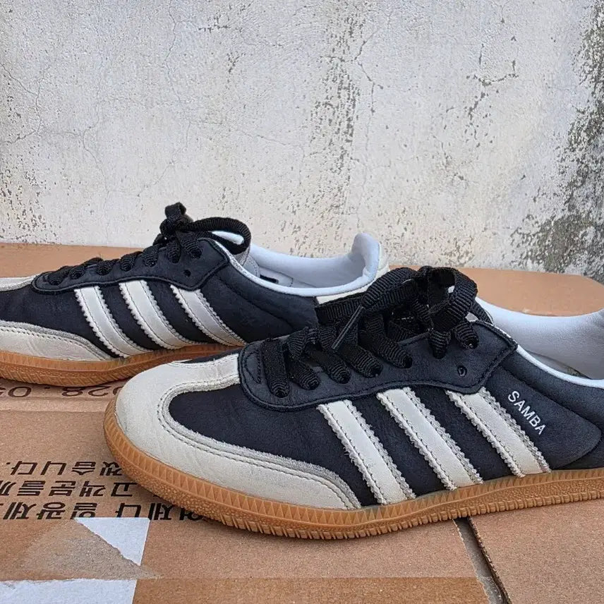 [BUNJANG] Adidas Samba OG Black White Gum Sole Sneakers (230) / 아디다스 삼바 OG 블랙 화이트 검솔 230