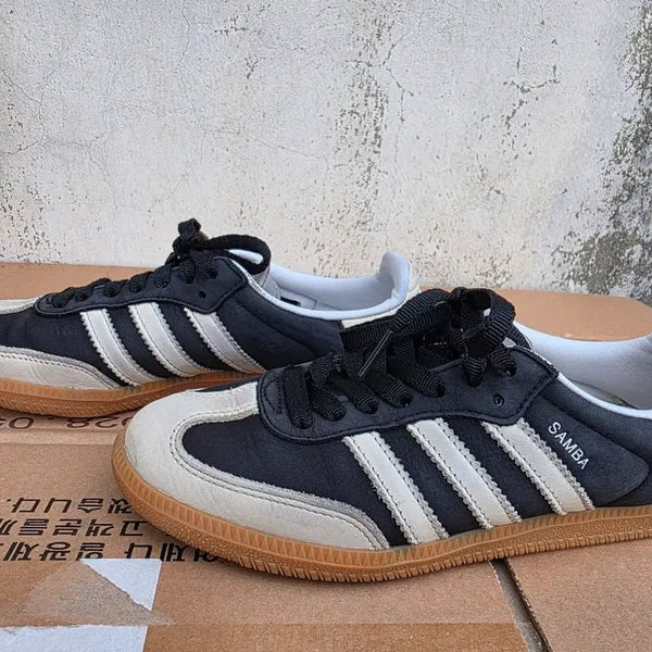 [BUNJANG] Adidas Samba OG Black White Gum Sole Sneakers (230) / 아디다스 삼바 OG 블랙 화이트 검솔 230