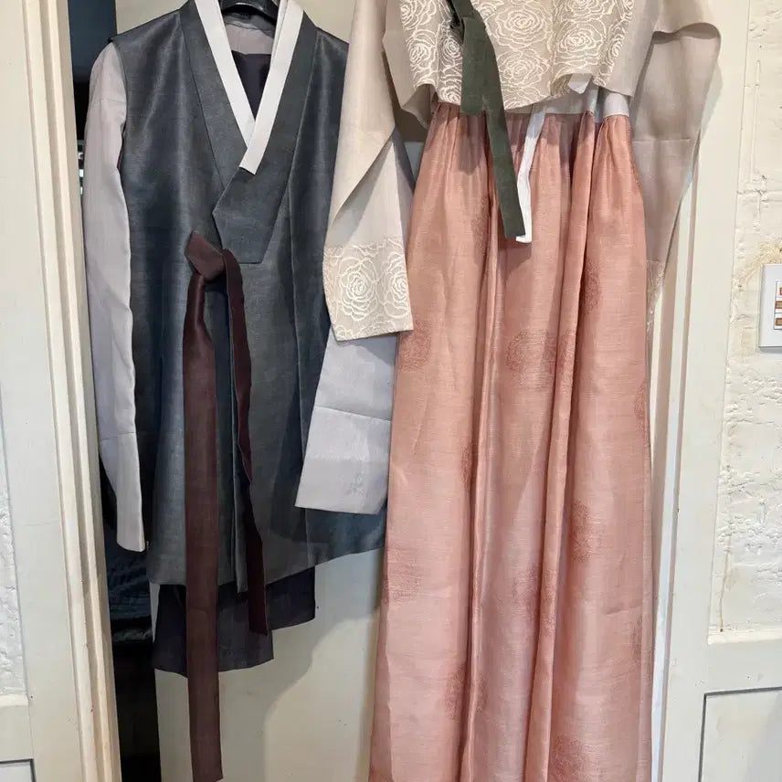 [BUNJANG] Lee Seung Hyun Unisex Hanbok Set / 이승현 남녀 한복 세트