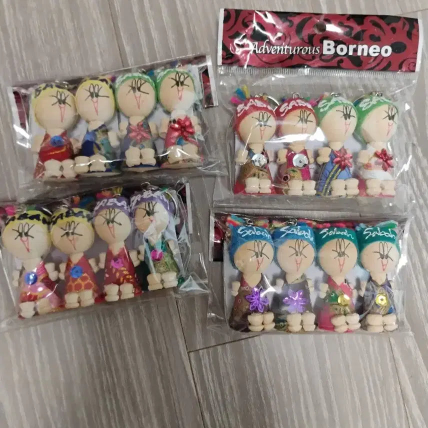[BUNJANG] Borneo Souvenir Keychain Set (4 pcs) / 보르네오 기념품 키링들