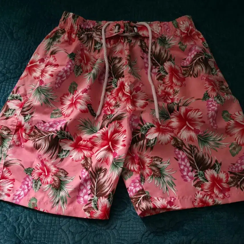 [BUNJANG] Natural.M Men's Flower Pattern Swim Trunks FREE / Natural.M 남성플라워 패턴 수영복 FREE