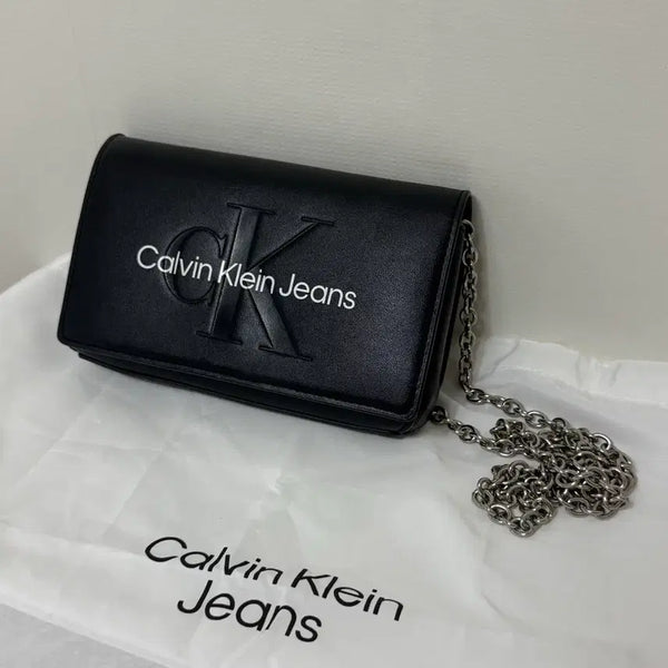 [BUNJANG] Calvin Klein Jeans Sculpted Flap Chain Phone Crossbody Bag (DP1627) Mini Bag / 캘빈클라인진 CK 스컬티드 플랩 체인 폰 크로스백 (DP1627) 미니백