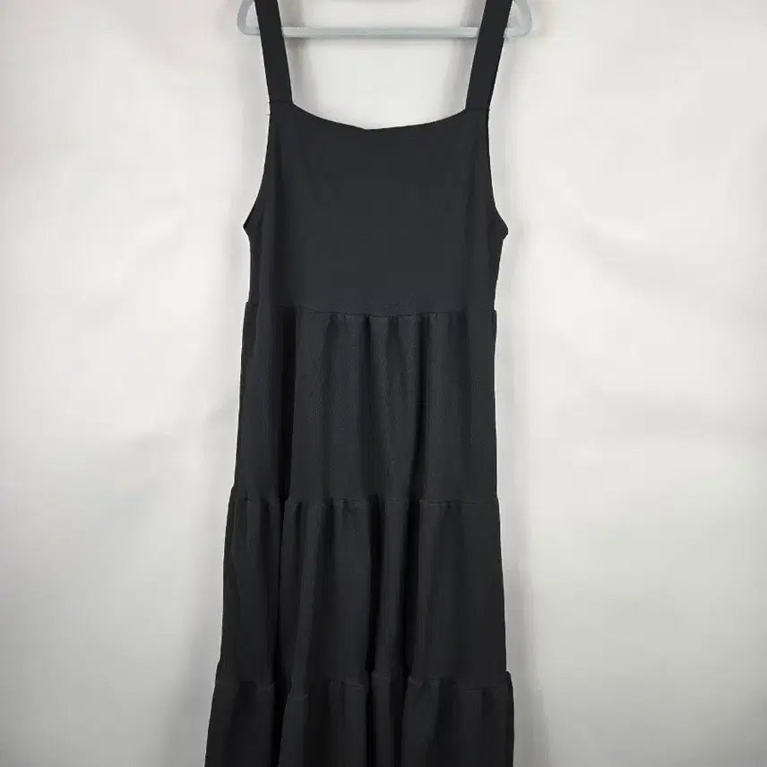 [BUNJANG] ARA Women's Black Strappy Long Dress / [무료배송]ARA 여성 F 뷔스티에 에이프런 캉캉 롱 원피스 블랙 멜빵