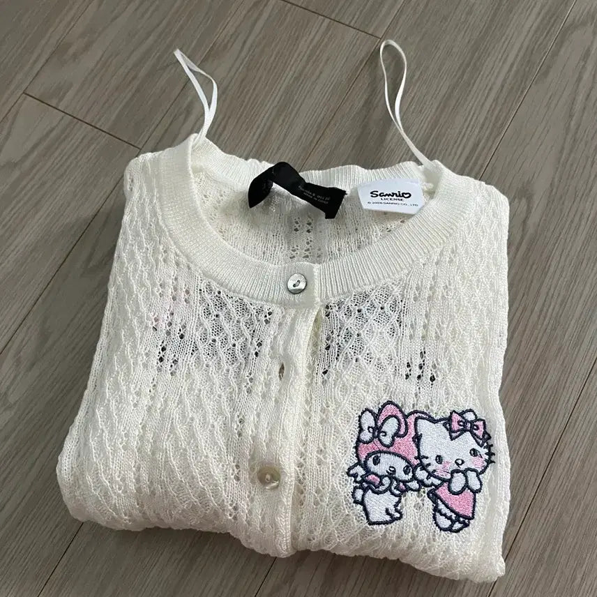 [BUNJANG] Zara Sanrio Cardigan S Size / 자라 산리오 가디건