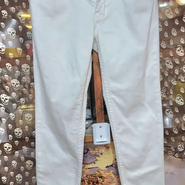 [BUNJANG] Chanel 00s Archive CC Button Denim Pants (29-inch) / (정품 / 샤넬 )00s 아카이브 CC 단추 데님팬츠 29인치