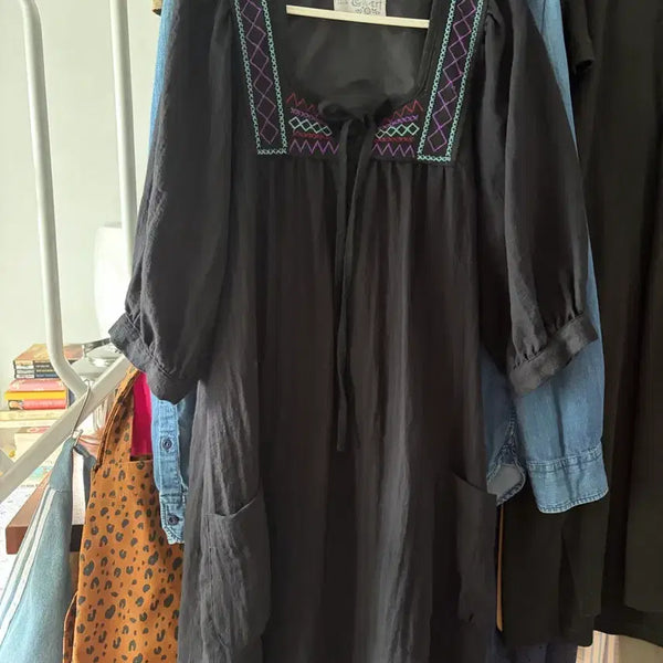 [BUNJANG] Zara Embroidered Babydoll Mini Dress / 자라 베이비돌 블랙 자수 원피스 M