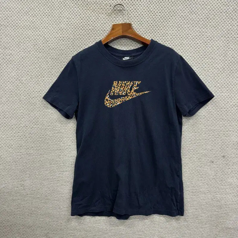 [BUNJANG] Nike Leopard Logo T-Shirt XL / 나이키 호피로고 반팔티 XL D06086