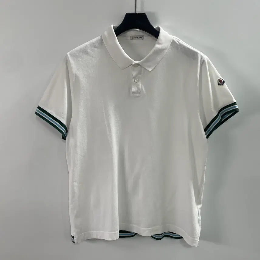 [BUNJANG] Moncler Wappen White Short-Sleeve Polo Shirt XL / 몽클레르 와펜 화이트 반팔 카라티 (on.1021)