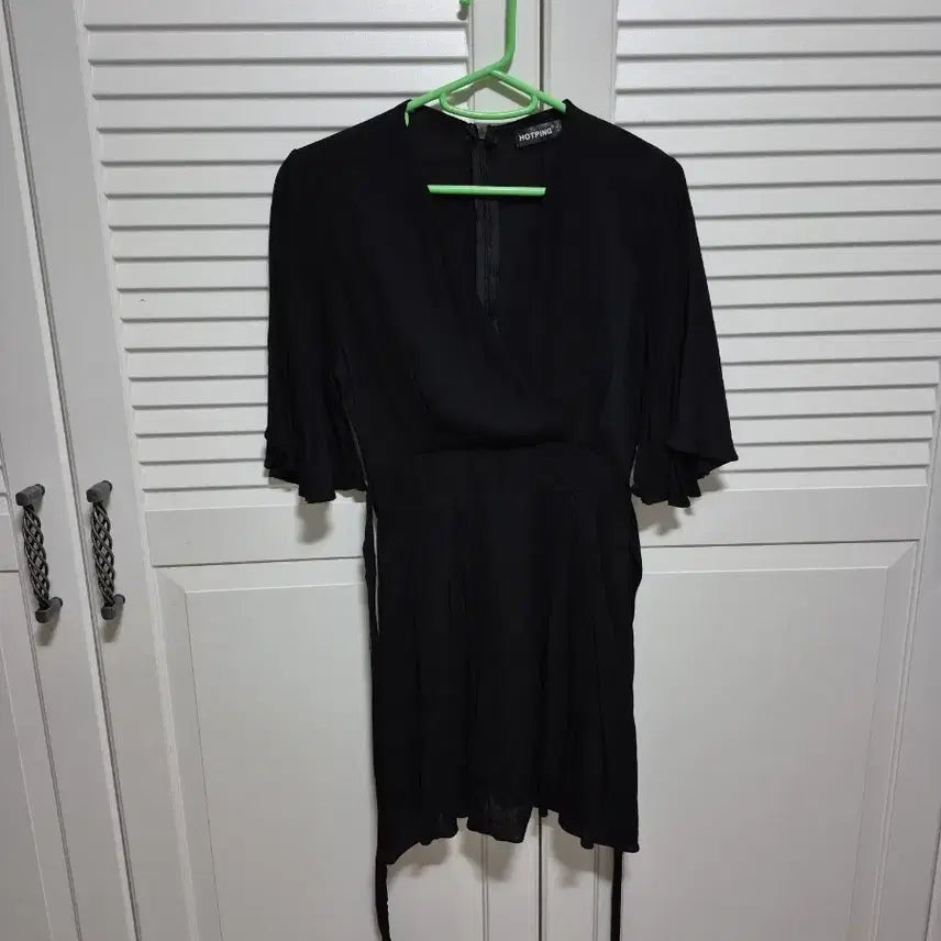 [BUNJANG] Black Overalls Skirt Shorts / 블랙 오버롤 치마바지