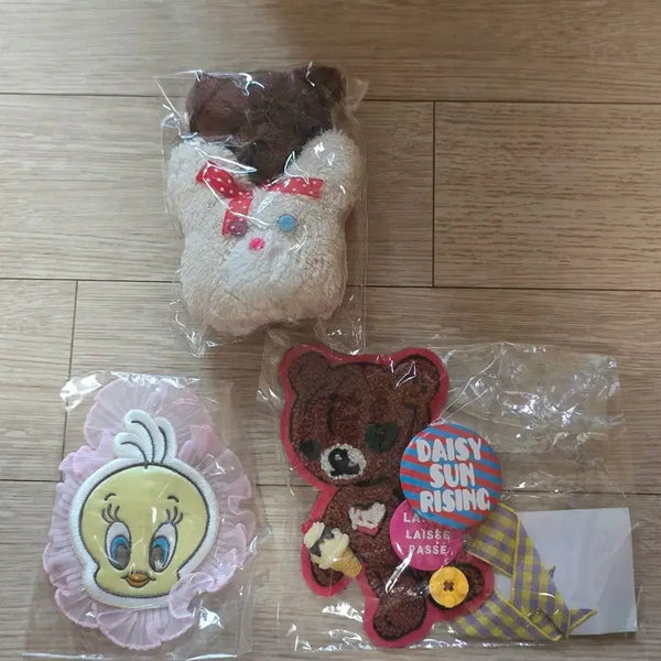 [BUNJANG] NilPerch Artist Collaboration Doll Brooch Set / 일본 작가님 나일퍼치 NilPerch 인형 브로치 바렛타 4종 일괄