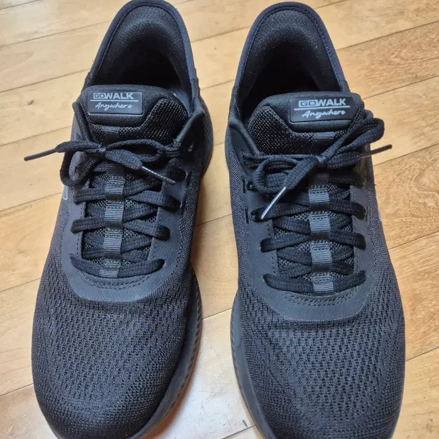 [BUNJANG] Skechers Go Walk Anywhere Black Sneakers 270 / 스케쳐스 고워크 앤웨어 블랙 운동화 270