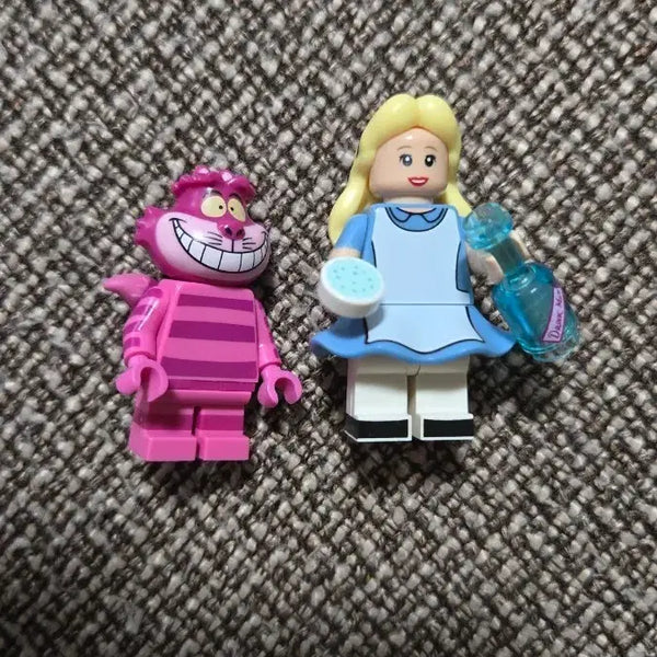 [BUNJANG] LEGO Disney Cheshire Cat + Alice Figure Set / 래고 디즈니 체셔 캣 + 앨리스