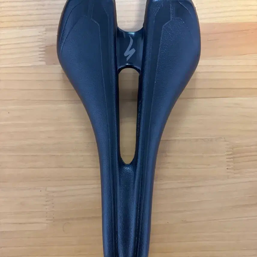 [BUNJANG] Specialized Romin Evo Saddle 143mm Cromoly Rail / 스페셜라이즈드 로민 에보 안장 143mm 크로몰리 레일