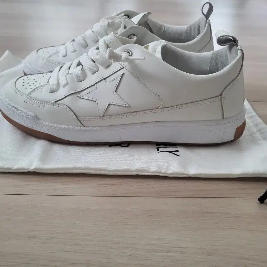 [BUNJANG] Golden Goose Sneakers Size 40 / 골든구스 스니커즈 40