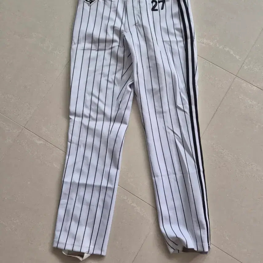 [BUNJANG] Striped Baseball Pants / 야구바지 판매합니다
