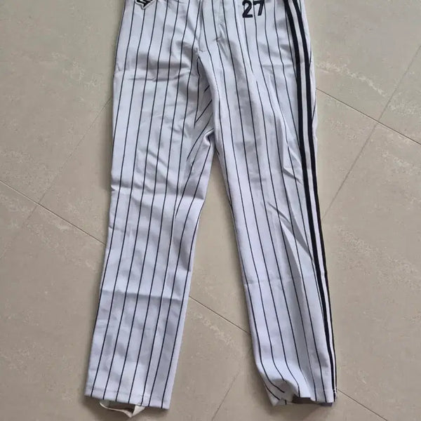 [BUNJANG] Striped Baseball Pants / 야구바지 판매합니다
