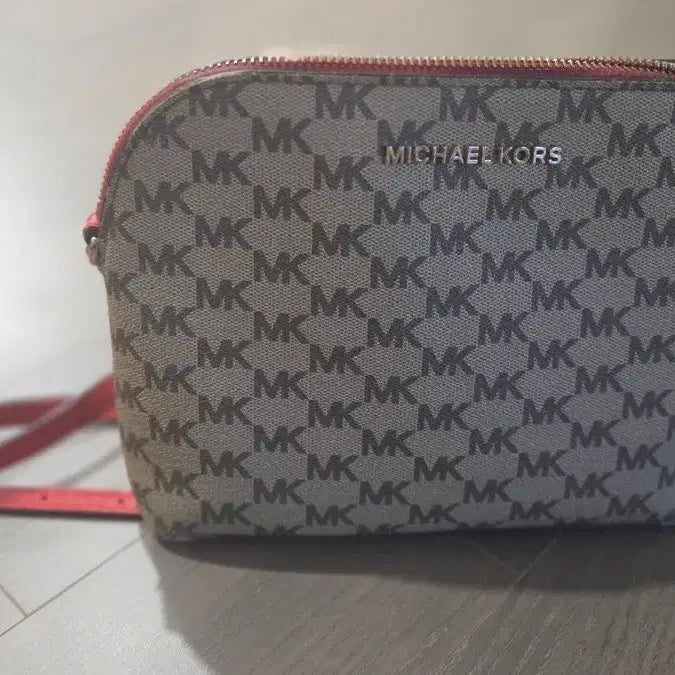 [BUNJANG] Michael Kors MK Pattern Shoulder Bag / 마이클코어스 MK 패턴 숄더백