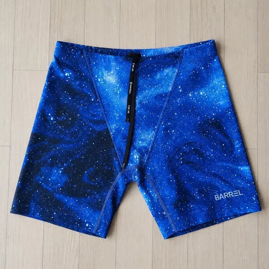 [BUNJANG] Barrel Men's Blue 3-Quarter Swim Trunks & Swim Cap Set / 배럴 남성 수영복 블루 3부 수영복 M+ FOCA 수영모