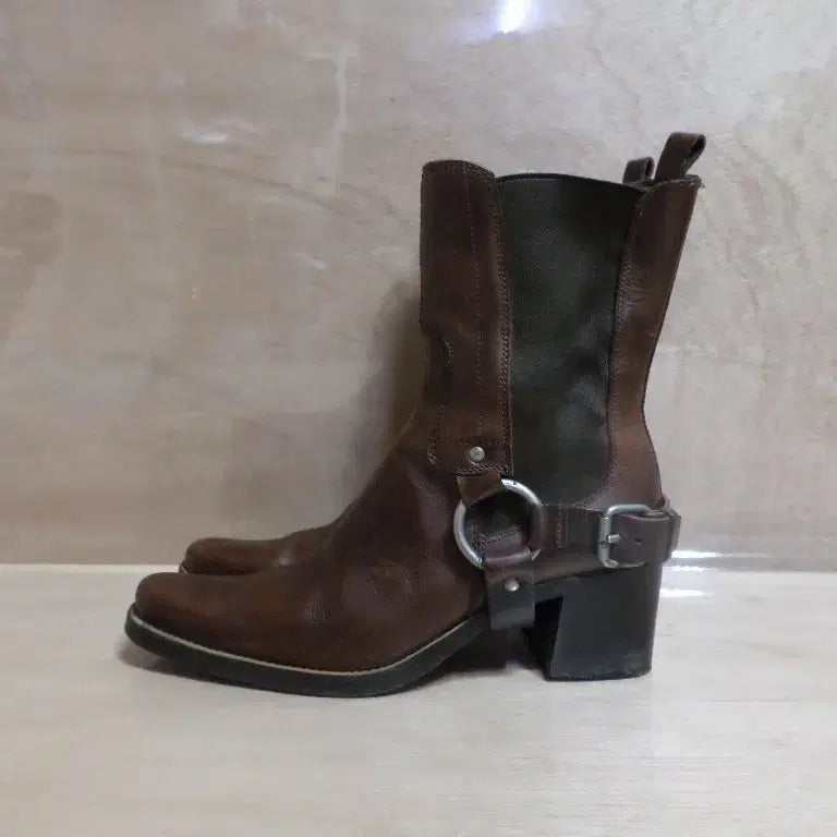 [BUNJANG] Miu Miu Italian Boots / 후루룩구제2 230 미우미우 이태리 부츠 워커 중고 신발 260622