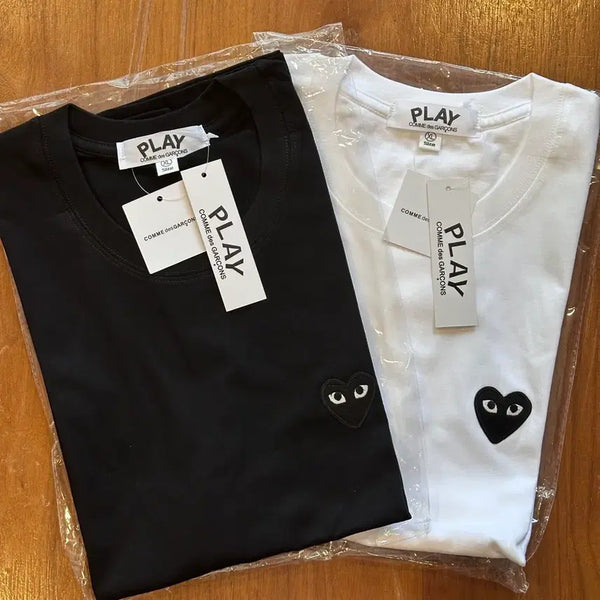 [BUNJANG] Comme des Garçons Play Black Heart Appliqué Cotton T-Shirt / (정품/새상품)꼼데가르송 플레이 블랙와펜 반팔티