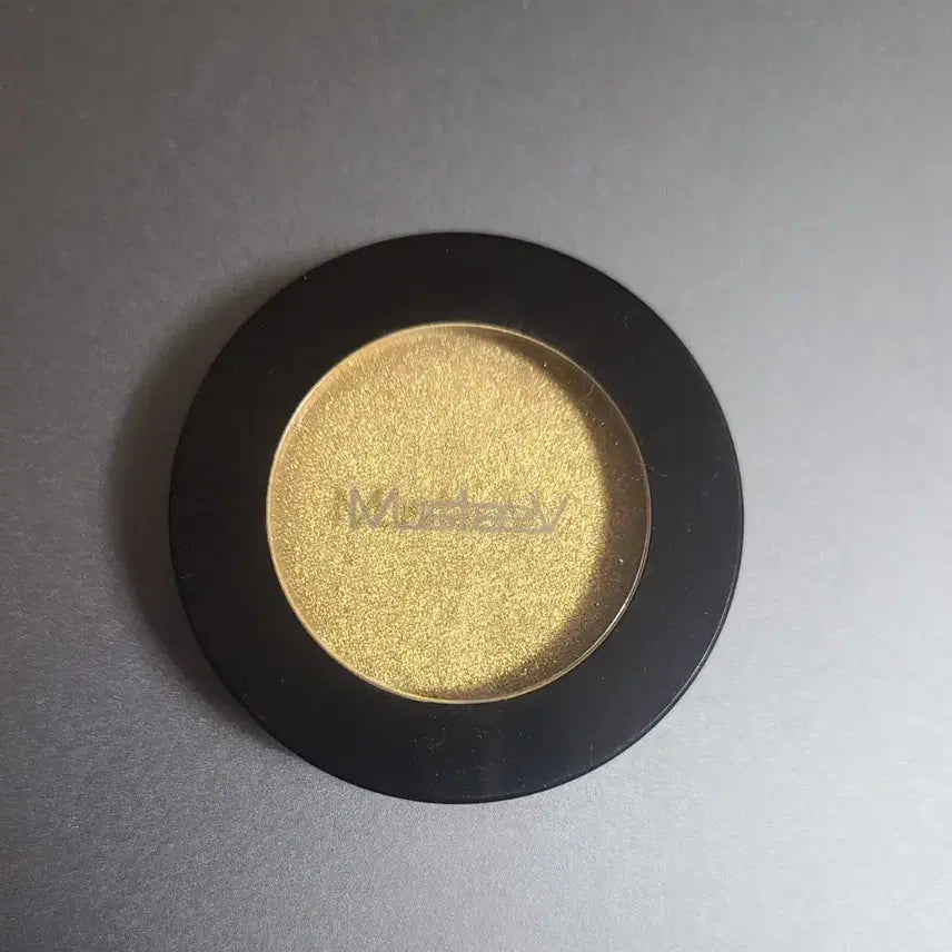 [BUNJANG] Must Have Gold Museum Lemon Makeup / 머스테브 골드뮤지엄 (레몬 메이크업)