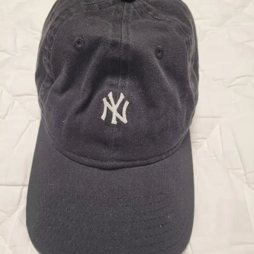 [BUNJANG] New Era Authentic New York Yankees Black Baseball Cap / 뉴에라 정품 뉴욕양키스 블랙 볼캡
